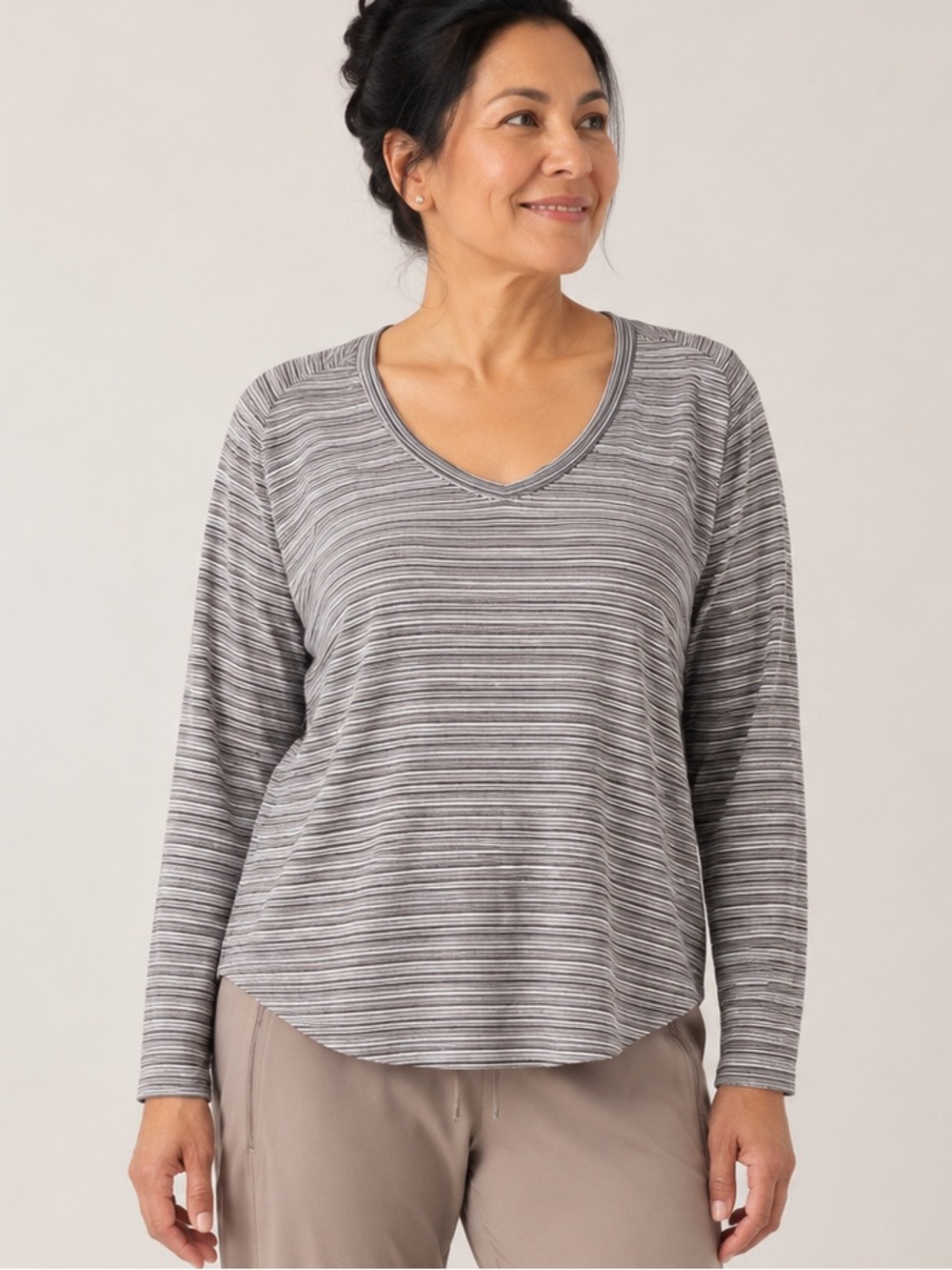 Athleta Cloudlight Stratus Striped Relaxed Long Sleeve Top Black White